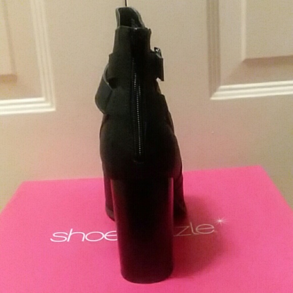 Ankle Boots - Picture 3 of 5